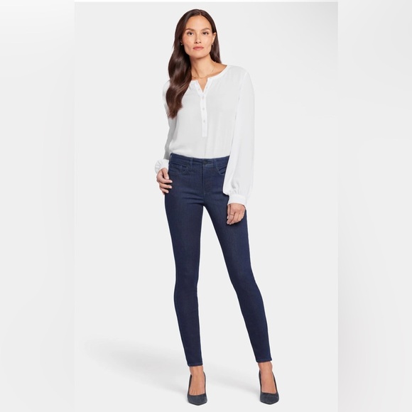 White Blouse and Blue Jeans - Picture 1 of 8